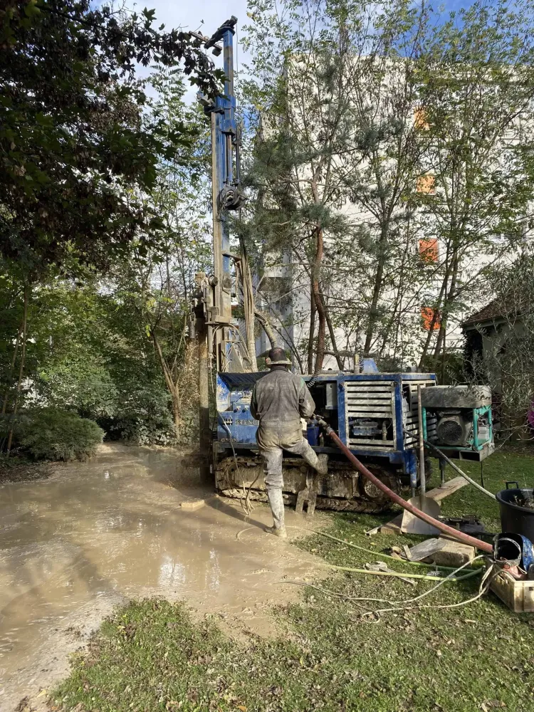 Forage d’eau près de Artenay